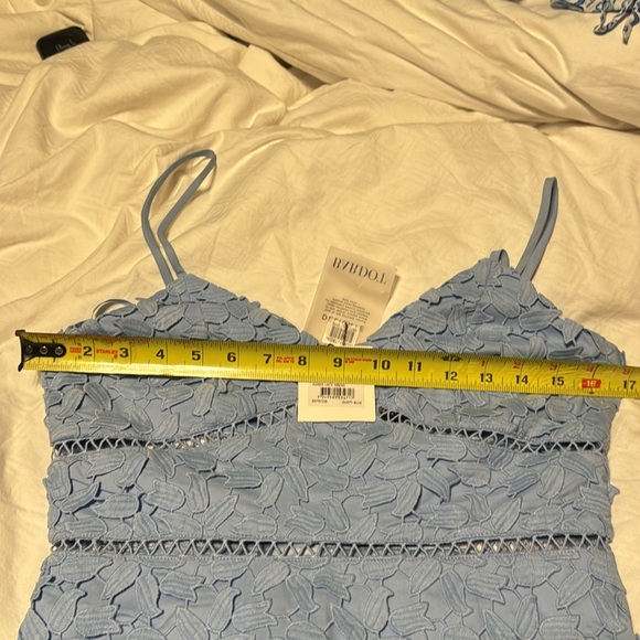 Bardot Australia AGNES LACE DRESS IN DUSTY BLUE Size 6/S $136 - Picture 6 of 9